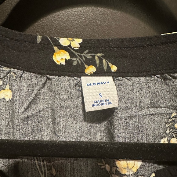 ¾ Length Blouse - Picture 2 of 6